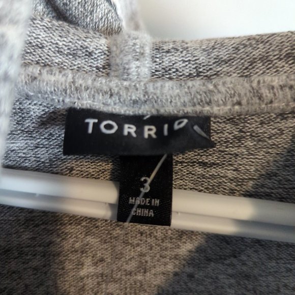 Heather Grey crop hoodie - Picture 2 of 3
